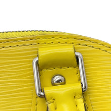Load image into Gallery viewer, LOUIS VUITTON Alma PistachianM40981 Epi Leather Size BB
