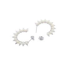 Load image into Gallery viewer, TASAKI Danger Tribe EarringEC-3780-18KWG 18K White Gold
