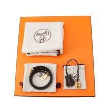 Load image into Gallery viewer, HERMES Kelly Sellier Moka/Ecru Swift Leather Toile H Size 28
