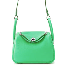将图像加载到图库查看器中，HERMES Lindy VertComic Taurillon Clemence Size Mini
