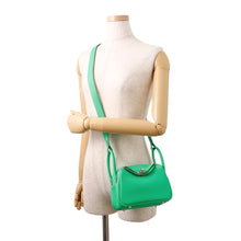 将图像加载到图库查看器中，HERMES Lindy VertComic Taurillon Clemence Size Mini
