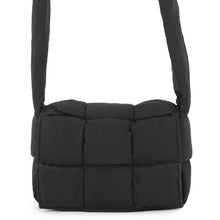 将图像加载到图库查看器中，Bottega Veneta Padded Tech Candy Cassette Shoulder Bag Black691018VBO818803 Nylon
