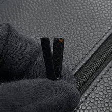 将图像加载到图库查看器中，CHANEL Matelasse Chain Shoulder Bag BlackA01112 Caviar Leather Size 25
