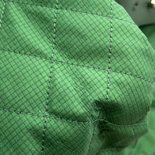 将图像加载到图库查看器中，CHANEL CC Logo Backpack Green Nylon
