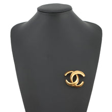 将图像加载到图库查看器中，CHANEL CC Logo Brooch Gold Gold Plated
