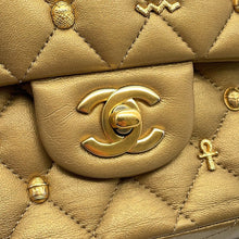 将图像加载到图库查看器中，CHANEL Matelasse Egyptian Bag Charm Chain Shoulder Bag GoldA01112 Lambskin Size 25
