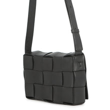 Load image into Gallery viewer, Bottega Veneta Maxi INTRECCIATO Shoulder Bag Black578004VMAY11229 Lambskin
