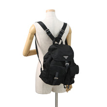 将图像加载到图库查看器中，PRADA Logo Backpack Black1BZ811_V44_F0002_V_OOO Nylon
