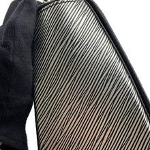 将图像加载到图库查看器中，LOUIS VUITTON Twist SilverM54855 Epi Leather Size MM
