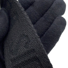 Load image into Gallery viewer, LOUIS VUITTON takeoff messenger NoirM24769 Cowhide Leather LV Aerogram Size PM
