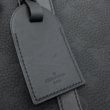 Load image into Gallery viewer, LOUIS VUITTON Sac Plat NoirM59960 Monogram ・Taurillon
