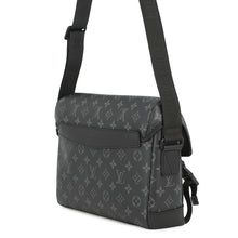 Load image into Gallery viewer, LOUIS VUITTON Messenger Voyage NoirM12517 Monogram Eclipse Size PM
