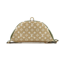 Load image into Gallery viewer, LOUIS VUITTON Bumbag Khaki/White/BeigeM44611 Monogram Monogram Giant
