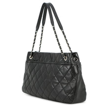 将图像加载到图库查看器中，CHANEL CC Logo Matelasse ChainTote Bag BlackA67292 Caviar Leather
