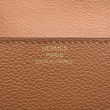 Load image into Gallery viewer, HERMES Roulis Slim Wallet Gold/Vert fizz Evercolor
