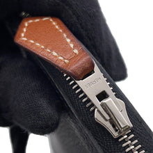 将图像加载到图库查看器中，HERMES azap silk in long Black Epsom
