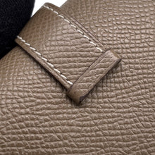 将图像加载到图库查看器中，HERMES Bean combine Etoupe Epsom
