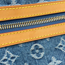 Load image into Gallery viewer, LOUIS VUITTON Baggy Blue/YellowM95048 Monogram Denim Size GM
