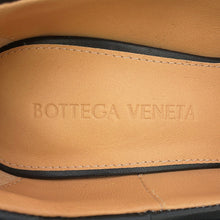 Load image into Gallery viewer, Bottega Veneta Padded INTRECCIATO Square Toe Heel Pumps Black592013VBRR01000 Nappa Leather Size 34 1/2
