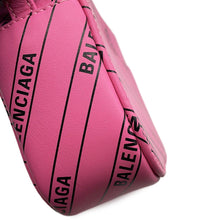 Load image into Gallery viewer, BALENCIAGA Everyday camera bag Pink552372 5860 Leather Size XS

