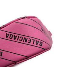 Load image into Gallery viewer, BALENCIAGA Everyday camera bag Pink552372 5860 Leather Size XS
