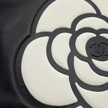 Load image into Gallery viewer, CHANEL Camellia Essential Tote Black/WhiteA20856 Lambskin

