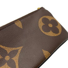 将图像加载到图库查看器中，LOUIS VUITTON Pochette・Trio NoirM68756 Monogram Monogram / Giant Monogram Reverse Canvas
