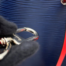 Load image into Gallery viewer, LOUIS VUITTON Neonoe Andigo blueM54367 Epi Leather
