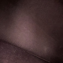 Load image into Gallery viewer, LOUIS VUITTON Montana AmaranteM90057 Monogram Vernis Leather
