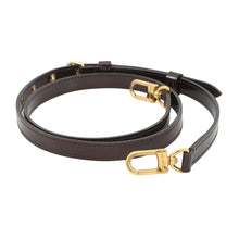 Load image into Gallery viewer, LOUIS VUITTON Montana AmaranteM90057 Monogram Vernis Leather
