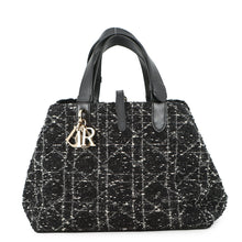 将图像加载到图库查看器中，Dior Cannage to JulesBag Black/WhiteM2821OTKV_M911 Tweed Calf Leather Size Medium
