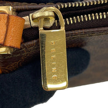 将图像加载到图库查看器中，CELINE Macadam Pattern Accessories Pouch Brown PVC Leather
