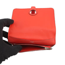 将图像加载到图库查看器中，HERMES Dogon compact Capucines Togo Leather
