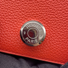 将图像加载到图库查看器中，HERMES Dogon compact Capucines Togo Leather
