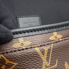 Load image into Gallery viewer, LOUIS VUITTON Magnetic messenger NoirM45557 Monogram Macassar Canvas
