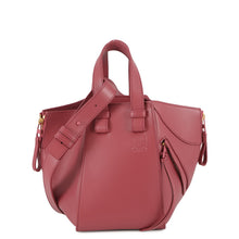 将图像加载到图库查看器中，LOEWE hammock compact plum roseA538H13X02 Leather
