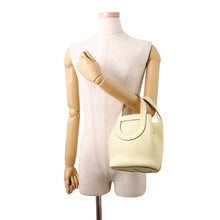Load image into Gallery viewer, HERMES in-the-loop Tote Bag Jaune Milton Taurillon Clemence Swift Leather Size 18
