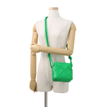 将图像加载到图库查看器中，Bottega Veneta Maxi INTRECCIATO Cassette Camera Bag Parakeet701915VCQC23722 Lambskin Size Mini
