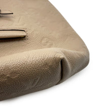 Load image into Gallery viewer, LOUIS VUITTON Montsouris TourterelleM45410 Monogram Empreinte Leather Size PM
