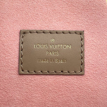 Load image into Gallery viewer, LOUIS VUITTON Montsouris TourterelleM45410 Monogram Empreinte Leather Size PM
