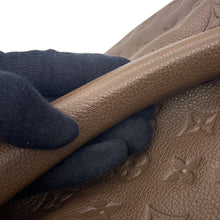 将图像加载到图库查看器中，LOUIS VUITTON Artsy OmbreM93447 Monogram Empreinte Leather Size MM
