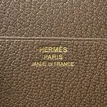 Load image into Gallery viewer, HERMES Bearn combine Etoupe Chevre Myzore Goatskin
