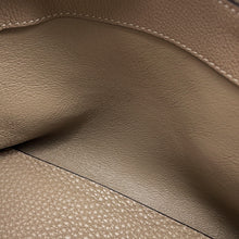 将图像加载到图库查看器中，FENDI Selleria Bytheway Greige8BL155 Calf Leather Size Medium
