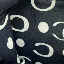 Load image into Gallery viewer, CHANEL Matelasse Card Case BlackAP3836-B15620-94305 Caviar Leather
