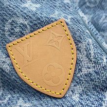 Load image into Gallery viewer, LOUIS VUITTON LV SKI Christopher Cargo BlueM26909 Digital print, Nylon Denim Leather

