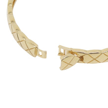Load image into Gallery viewer, CHANEL Coco Crush Collection Bracelet Size LJ13221 18K Yellow Gold

