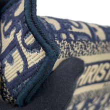 将图像加载到图库查看器中，Dior Diorcamp Oblique Embroidery Shoulder Bag Navy/BeigeM1241ORIW_M928 Canvas Size Small
