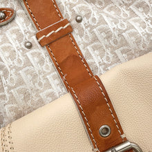 将图像加载到图库查看器中，Dior Trotter Street Chic Shoulder Bag Beige Canvas Leather
