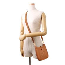 将图像加载到图库查看器中，HERMES Evelyne Long Gold Taurillon Clemence Size TPM
