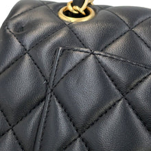 Load image into Gallery viewer, CHANEL Classic Matelasse Double Chain Shoulder Bag BlackA01113-Y01295-94305 Lambskin Size 23
